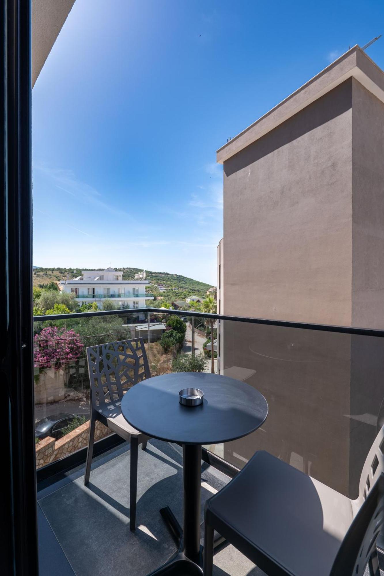 Norge Hotel Ksamil Exterior photo