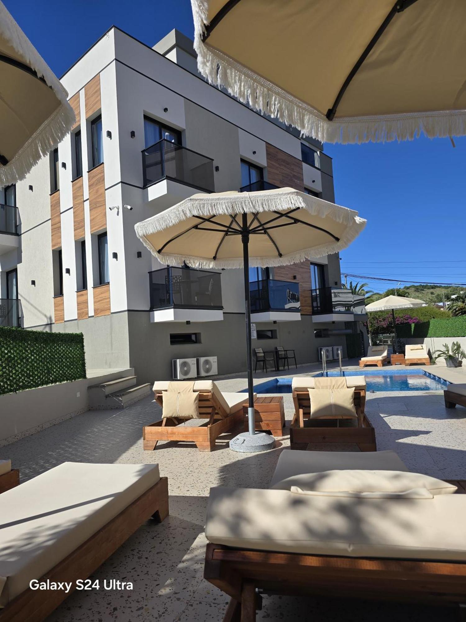 Norge Hotel Ksamil Exterior photo